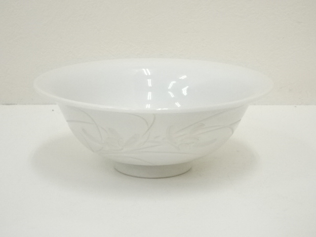 道具 ] - 道具 出石焼 小嶋昇山造 白磁花彫茶碗（共箱） | ネット